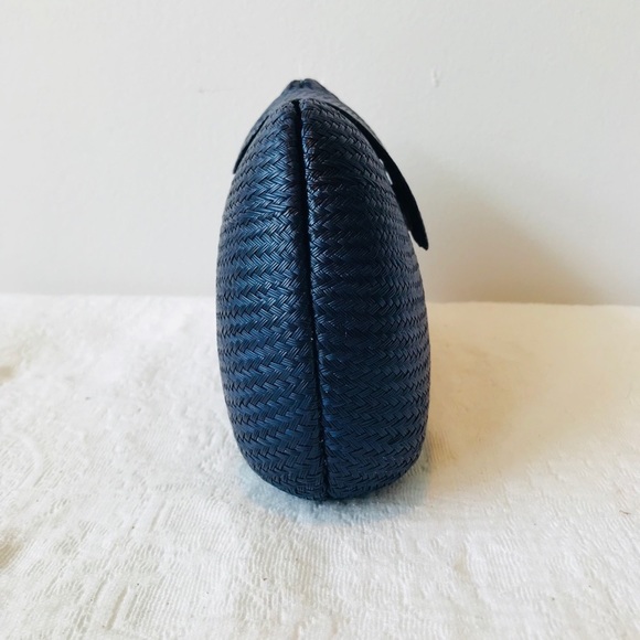 STUNNING Blue Straw Clutch w/Chain - Picture 6 of 8